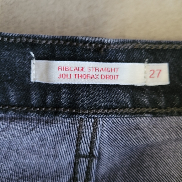 Levi's Ribcage Straight Feelin' Cagey Black size 27 - Picture 13 of 16
